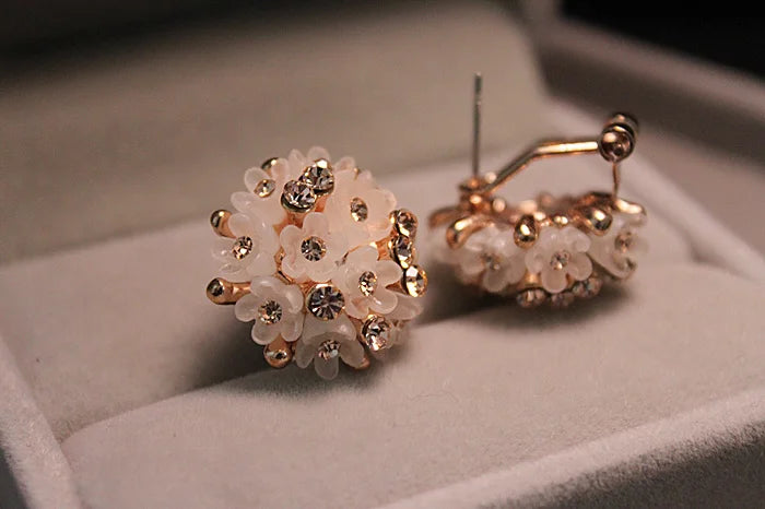 2021 New Fashion Wedding Jewelry For Women Gold Color Austrian Crystal Enamel Flower Stud Earrings Fashion Female Earrings Gifts