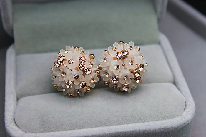 2021 New Fashion Wedding Jewelry For Women Gold Color Austrian Crystal Enamel Flower Stud Earrings Fashion Female Earrings Gifts