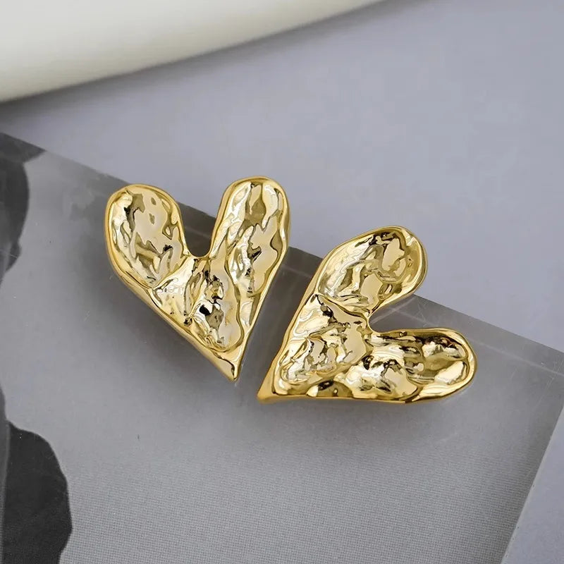 Korean Trend Metal Heart Stud Earrings for Women Punk Elegant Minimalist Smooth Love Eardrops Girl Party Jewelry Couple Gifts
