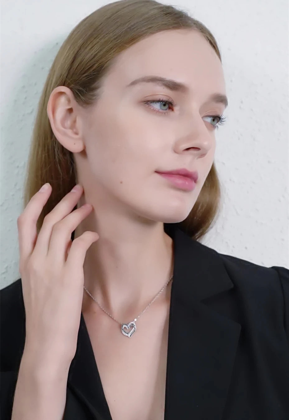 Black Awn Silver Color Necklace Women Jewelry Heart Black&White Stone Pendants P107