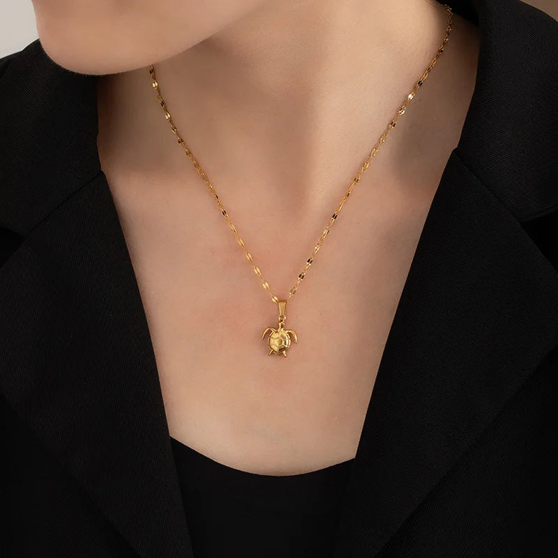 Ocean Style Starfish Sea Turtle Octopus Stainless Steel Pendant Necklace Fashion Gold Plated Summer Beach Jewelry Accessory