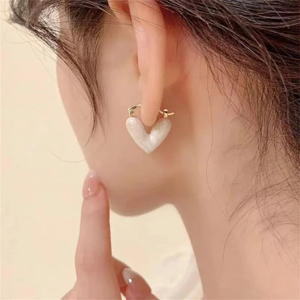 2024 New Trendy Korean Elegant Light Luxury White Dripping Love Heart Love Dangle Earring for Women Fashion Jewelry Gifts