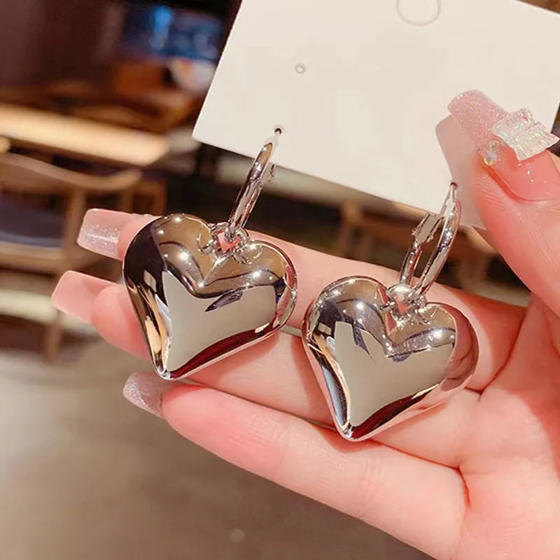 Korean Trend Metal Heart Stud Earrings for Women Punk Elegant Minimalist Smooth Love Eardrops Girl Party Jewelry Couple Gifts