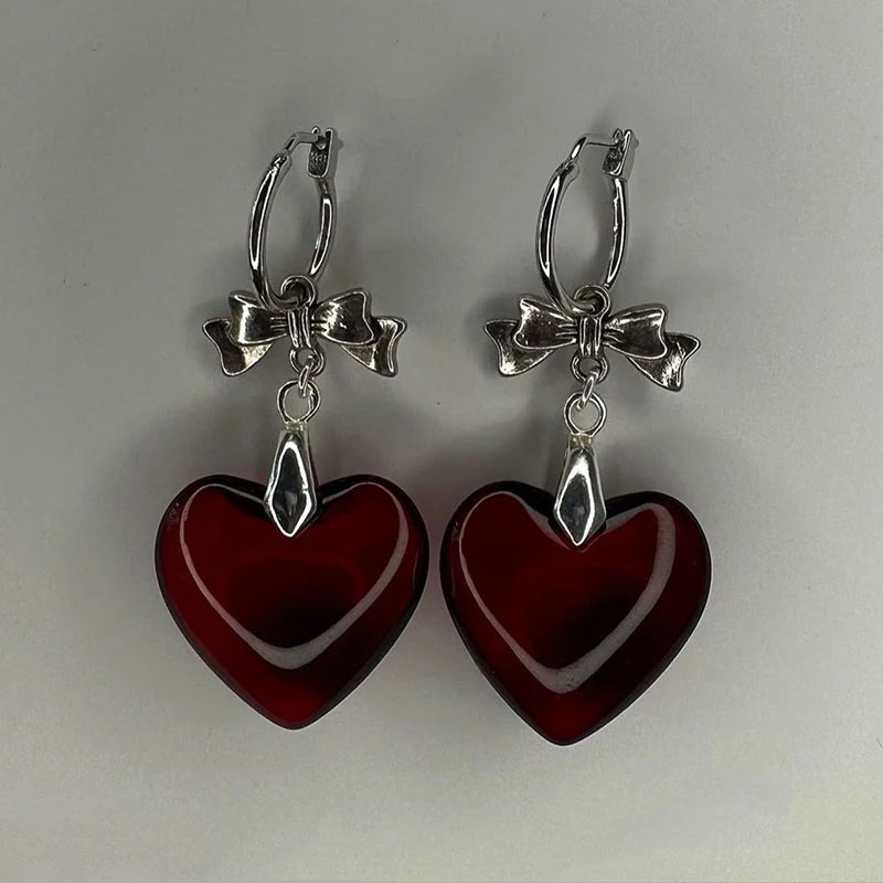 Korean Trend Metal Heart Stud Earrings for Women Punk Elegant Minimalist Smooth Love Eardrops Girl Party Jewelry Couple Gifts
